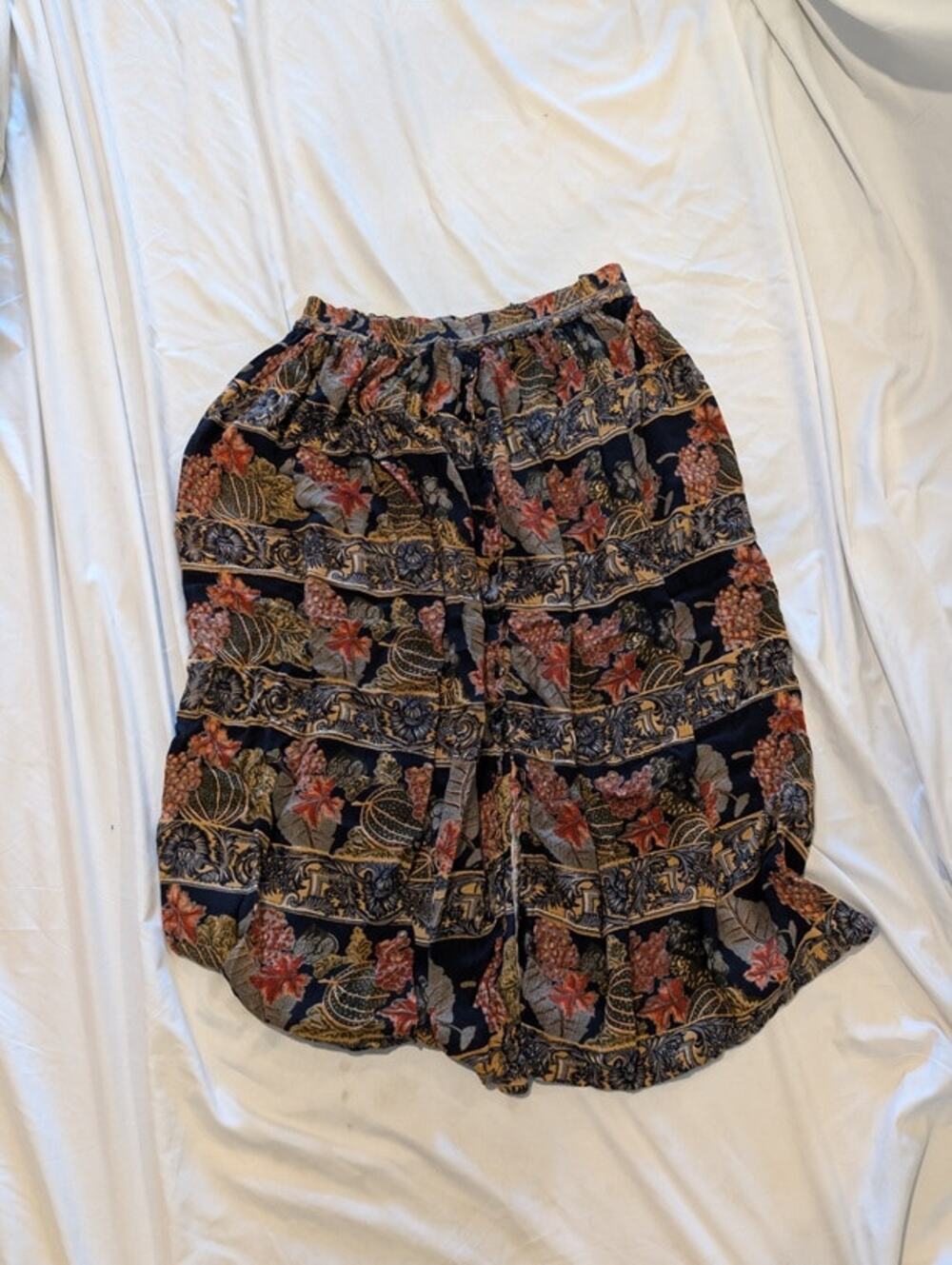 1246-Vintage Broomstick skirt - PreLoved